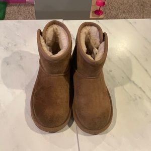 Kids Ugg sz 13